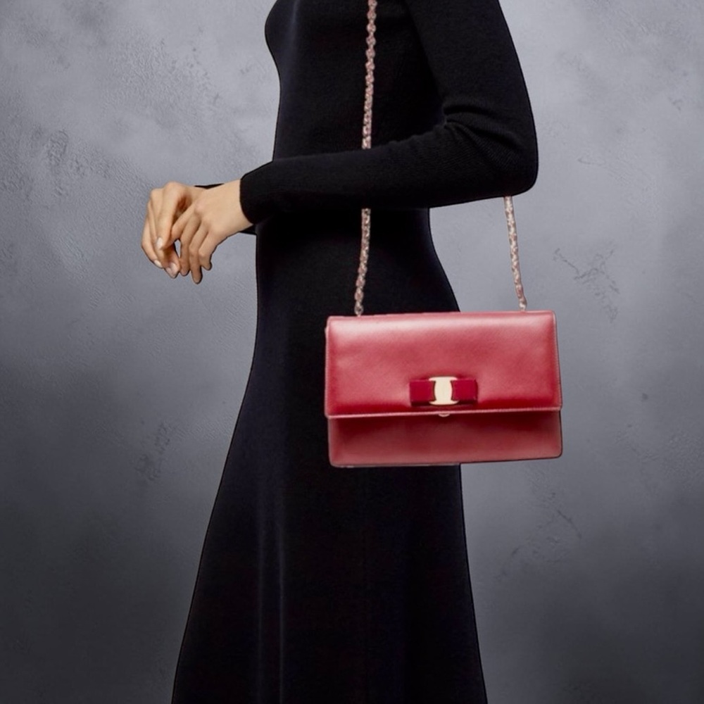 Salvatore Ferragamo Vara bow crossbody bag - Picture 3 of 12